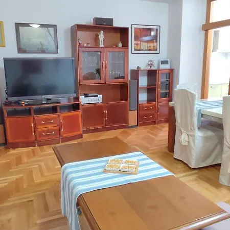 Vlado Apartment *