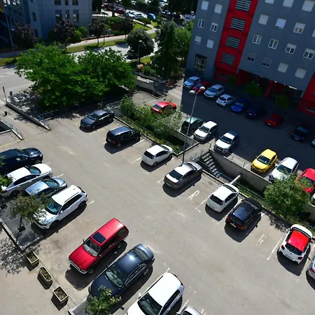 Vlado Apartment