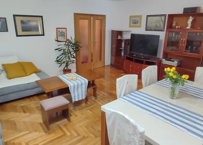 Vlado Apartman